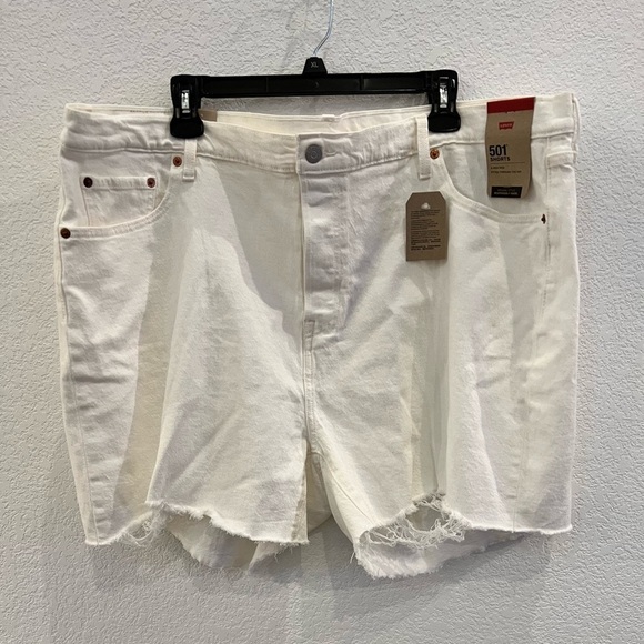 Levi’s Shorts NWT - Picture 2 of 8